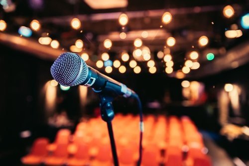 Show moment at a club event